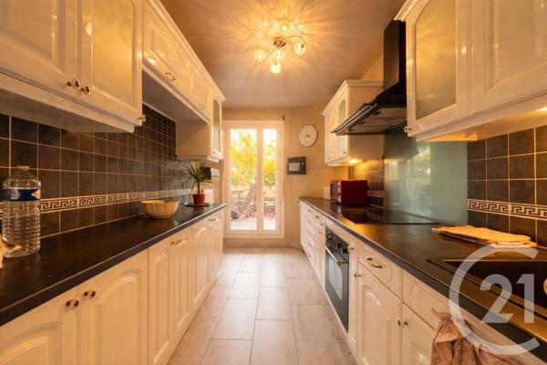 Appartement F5 à vendre  5 pièces - 104,66 m2 ERAGNY SUR OISE - 95