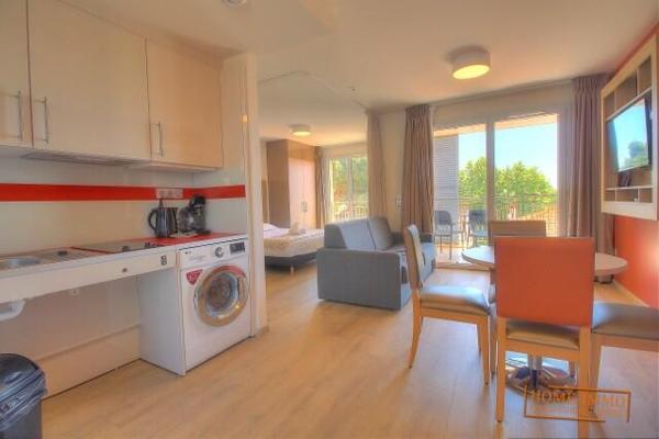 A louer -Fréjus centre- appart hôtel meublé ou non-résidence neuve de standing