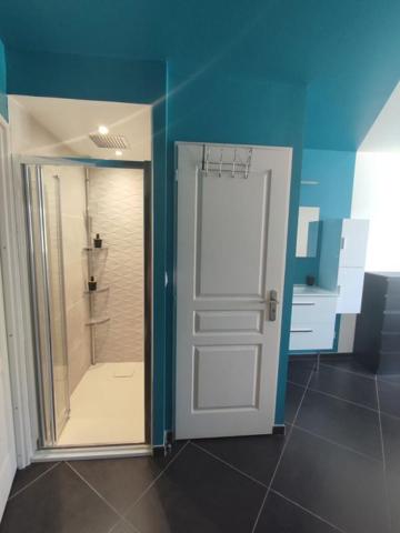 Villa Saint Aunes 7 pièces 203 m2habitable sur1093m² Piscine+Pool House+local piscine et double garage