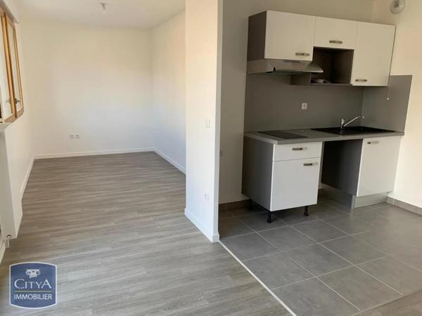 Appartement à louer 1 pièce 32.4m² Bussy-Saint-Georges (77600)