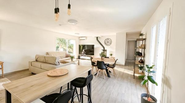 PISCINE / 5 CHAMBRES / PROCHE COMMERCES ET SERVICES