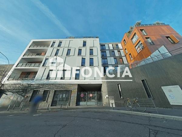 Location Studio 39.05 m² - 10-18 RUE PAUL BERT Bagnolet 93170