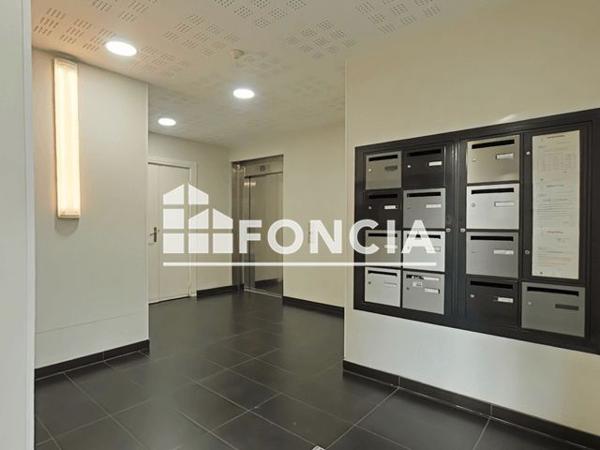 Location Studio 39.05 m² - 10-18 RUE PAUL BERT Bagnolet 93170