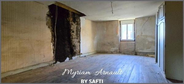 Maison 162 m², 2 garages, grange, puits, terrain