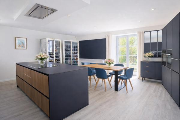 Maison 7 pièces - 240 m²