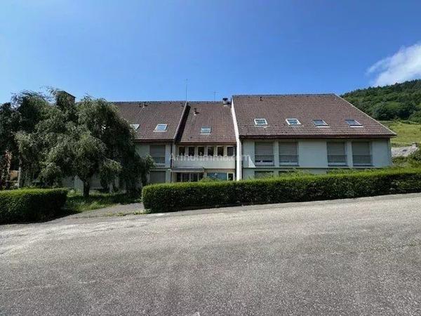 Vente                                                      Immeuble
                        
                     31 pièces                      1362 m2                     à Fréland