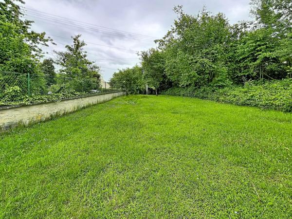 Vente                                                      Maison de village
                        
                     4 pièces                      71 m2                     à Bourguignon-sous-Montbavin