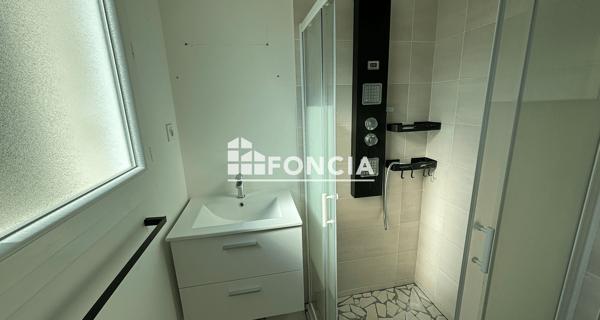 Location Maison 4 pièces 95.36 m² - Tournon-sur-rhône 07300