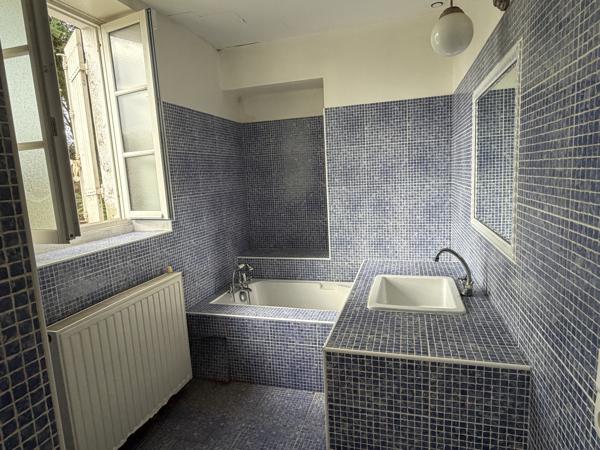 Maison en pierre de 125 m² sur grand terrain