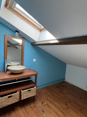 Maison en pierre de 125 m² sur grand terrain
