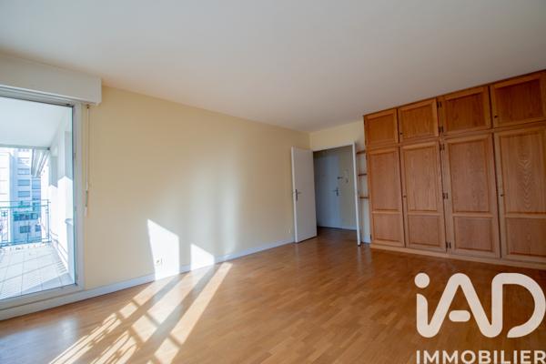 Location appartement 3 pièces 65 m² Montrouge