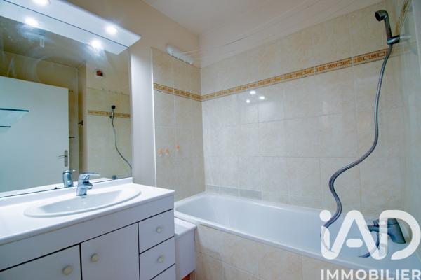 Location appartement 3 pièces 65 m² Montrouge