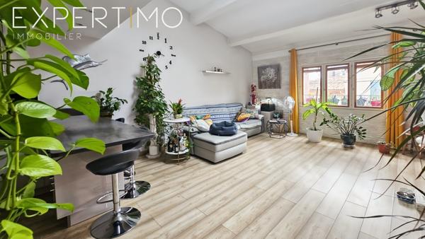 Fréjus (83600) Fréjus, Maison de village de 71.81m² + garage aménagé en studio de 27 m²