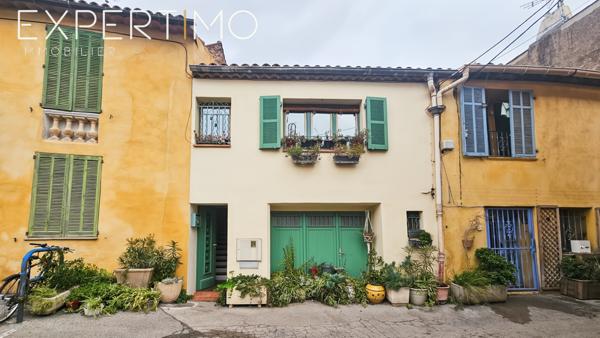 Fréjus (83600) Fréjus, Maison de village de 71.81m² + garage aménagé en studio de 27 m²