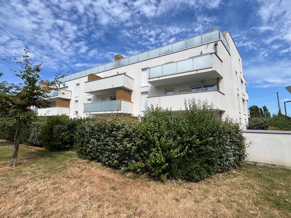 EXCLUSIVITE BRUZ T4 - Appartement 3 chambres environ 80m²  avec jardin plein SUD - Garage et parking couvert