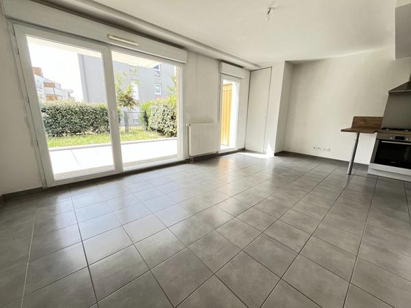EXCLUSIVITE BRUZ T4 - Appartement 3 chambres environ 80m²  avec jardin plein SUD - Garage et parking couvert