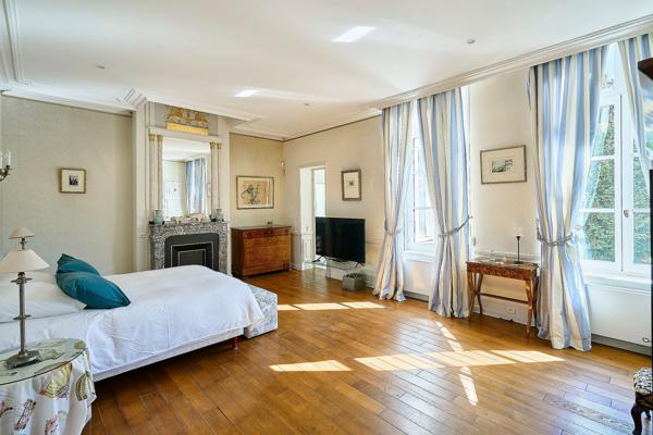 Vente Maison de luxe Lille 24 Pièces 1100 m²