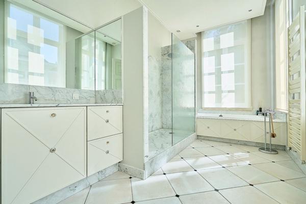 Vente Maison de luxe Lille 24 Pièces 1100 m²