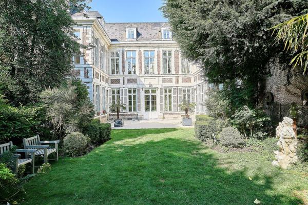 Vente Maison de luxe Lille 24 Pièces 1100 m²