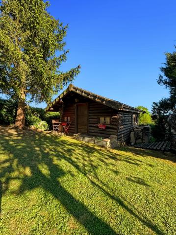 Maison de 157 m2, piscine et terrain de 3715 m2 à COUCHES (71)
