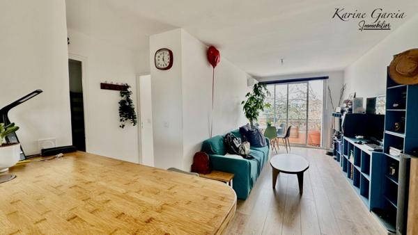 SIX FOURS LES PLAGES - PROXIMITE DU CENTRE VILLE - PETITE COPROPRIETE AU CALME - APPARTEMENT T3  - CAVE PRIVATIVE