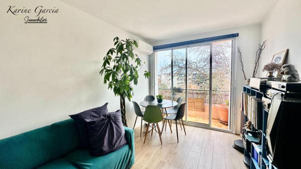 SIX FOURS LES PLAGES - PROXIMITE DU CENTRE VILLE - PETITE COPROPRIETE AU CALME - APPARTEMENT T3  - CAVE PRIVATIVE