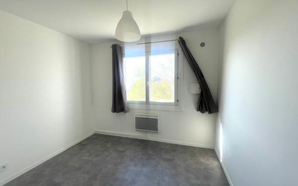 Appartement à vendre    4 pièces • 74 m2 Muret