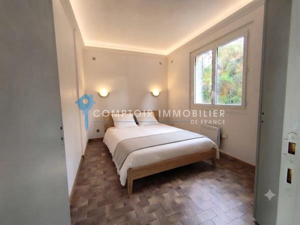 Propriete
                                                                                                                                                                                                                                                                                                                        5 pièce(s)                                                                                                                                                                                                          3 chambre(s)                                                                                                                                                                                                          150  m²