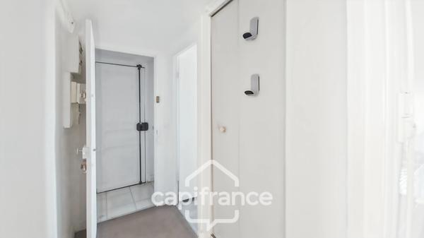 Maisons-Alfort-Quartier Planètes-A vendre2 pièces-28,646m2-lumineux-Traversant-Proche transports-commerces, marché