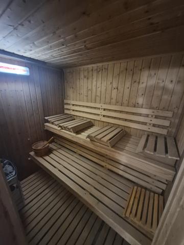 Maison T6 + T1 avec piscine