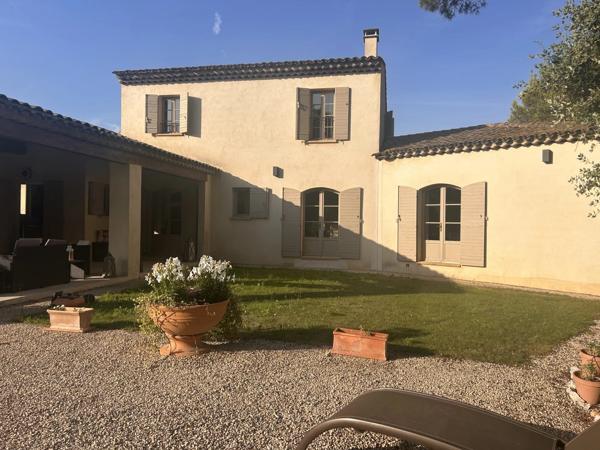 Golf de Pont Royal, Maison classe B , pisicne chauffée