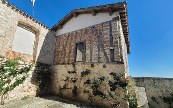Tour médiévale dans l'un des plus beaux villages de France - Quercy Blanc Lauzerte
