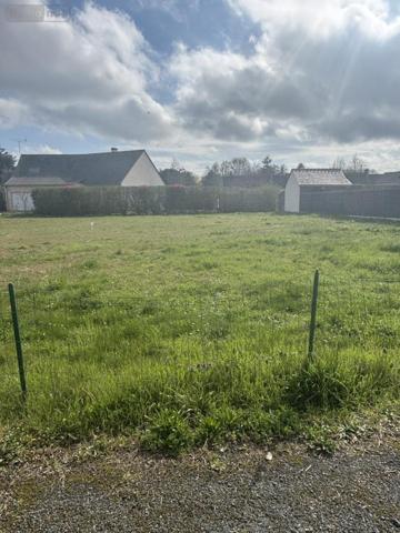 Terrain à Batir à vendre à Beaufort-en-Anjou dans le Maine-et-Loire (49250), ref : 49037-1173