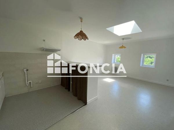 Location Appartement 2 pièces 46.08 m² - PLACE DE LA POSTE Alixan 26300