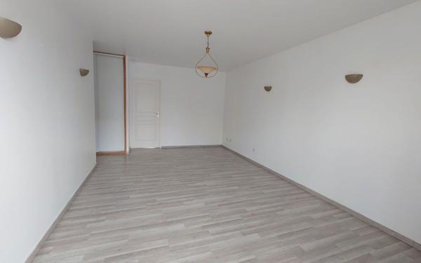 Appartement à louer    3 pièces • 64,20 m2 Noisy-le-Grand