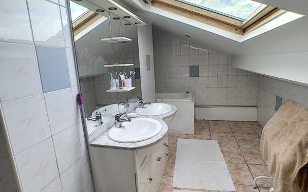 Appartement à louer    3 pièces • 74,10 m2 Nancy