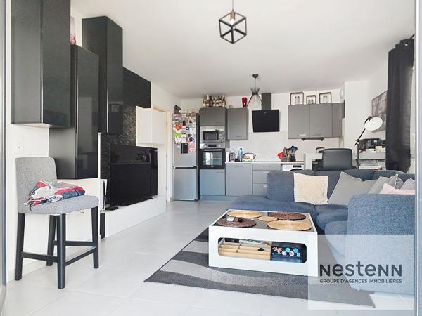 Appartement Saint Bres 44 m² terrasse et place de parking securisée