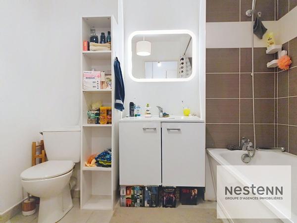 Appartement Saint Bres 44 m² terrasse et place de parking securisée