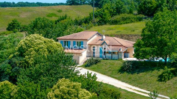 A vendre Maison 5 pièces de 106 m2 à Pavie