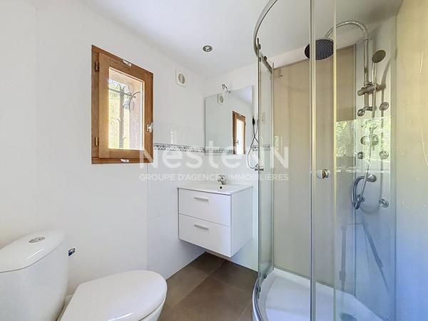 A vendre Maison 5 pièces de 106 m2 à Pavie