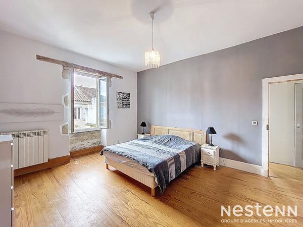 A Vendre Maison de village en pierre de 259 m² avec garage et jardin à dix minutes d'Eauze