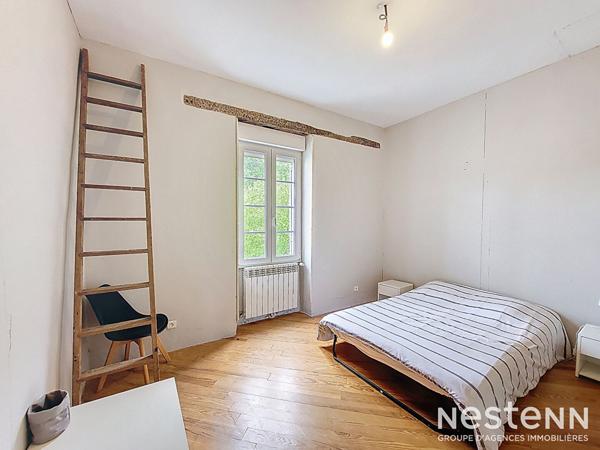 A Vendre Maison de village en pierre de 259 m² avec garage et jardin à dix minutes d'Eauze