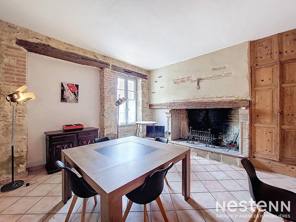 A Vendre Maison de village en pierre de 259 m² avec garage et jardin à dix minutes d'Eauze