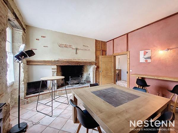 A Vendre Maison de village en pierre de 259 m² avec garage et jardin à dix minutes d'Eauze