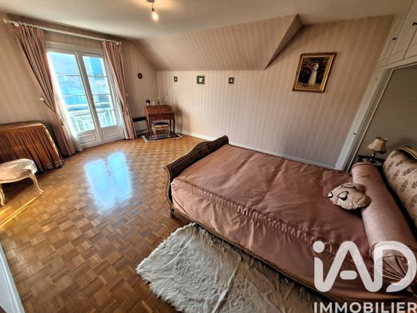 Maison à vendre 8 pièces 180 m² Montlhéry