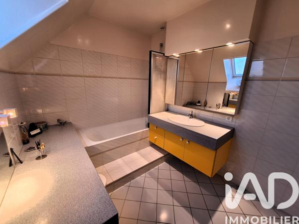 Maison à vendre 8 pièces 180 m² Montlhéry