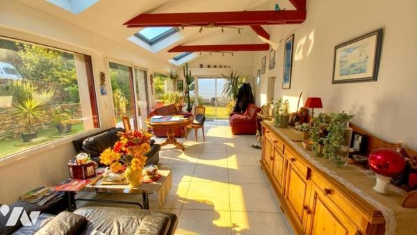 BRECH : Longère rénovée aux portes d'Auray