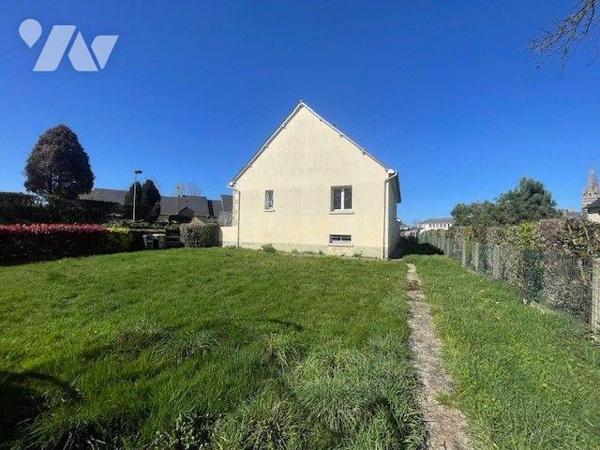 Maison à vendre - TINTENIAC (35190) - Située au calme dans le centre, belle maison sur sous-sol...