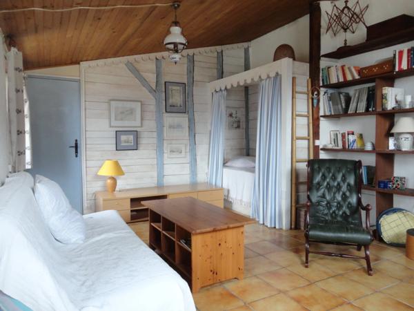 Dpt Pyrénées Orientales (66), à vendre JUJOLS Maison en pierres P4 de 63 m² sur terrain 445 m²