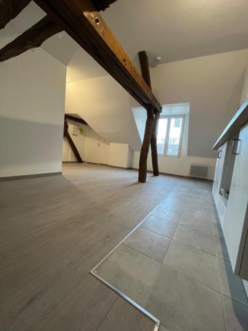 Immeuble à SENS, 89100 - 172m²